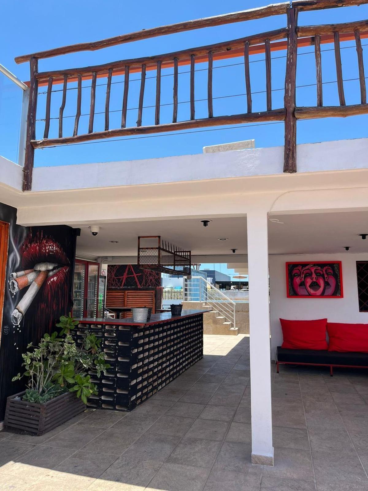 Chingon Anarchy Hotel & Roof Плая-дель-Кармен Экстерьер фото